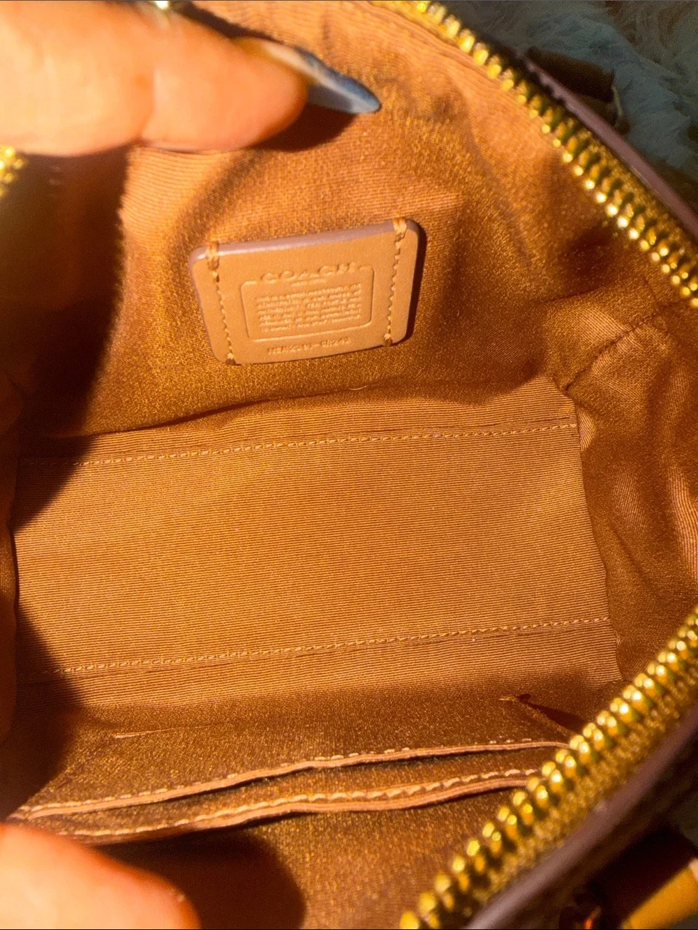 Coach authentic rowan